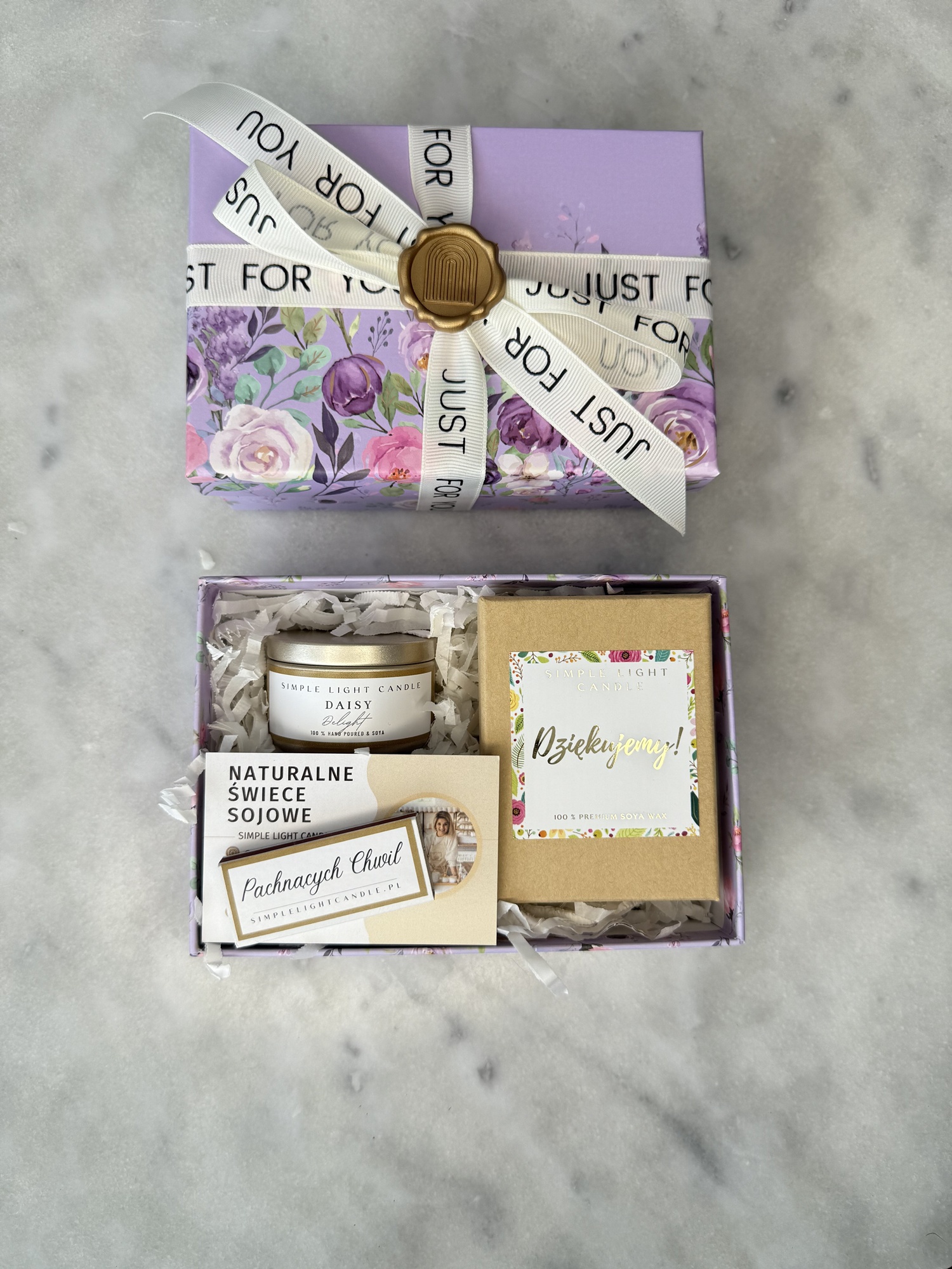 Zestaw Prezentowy - „Mały gest” (XS) świeca puszka + auto - obrazek 2